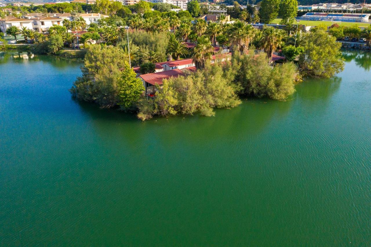 Village Lake Placid Silvi Marina Esterno foto